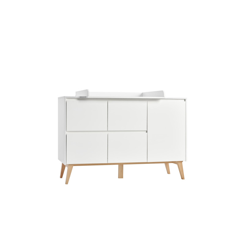 Kumode ar 4 atvilktnēm un durvīm (Classy kolekcija) Kumode ar 4 atvilktnēm un durvīm (Classy kolekcija)